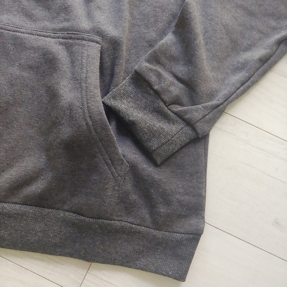 MAUIandSons NEW Classic Cookie Logo Pullover Hoodie - Picture 5 of 9